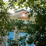 Cozy Apartment In The Very Centre Of Sofia